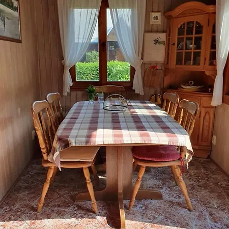 Kaszuby Nad Jeziorem Blisko Gdanska Vakantiehuis *